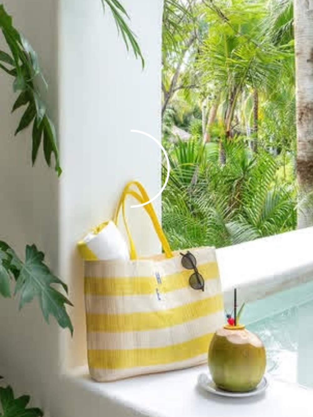 Hotel Esencia Woven Beach Bag